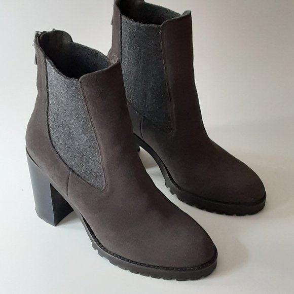 Chinese Laundry Grey Suede/Flannel ankle bootie size 7 - Picture 1 of 6